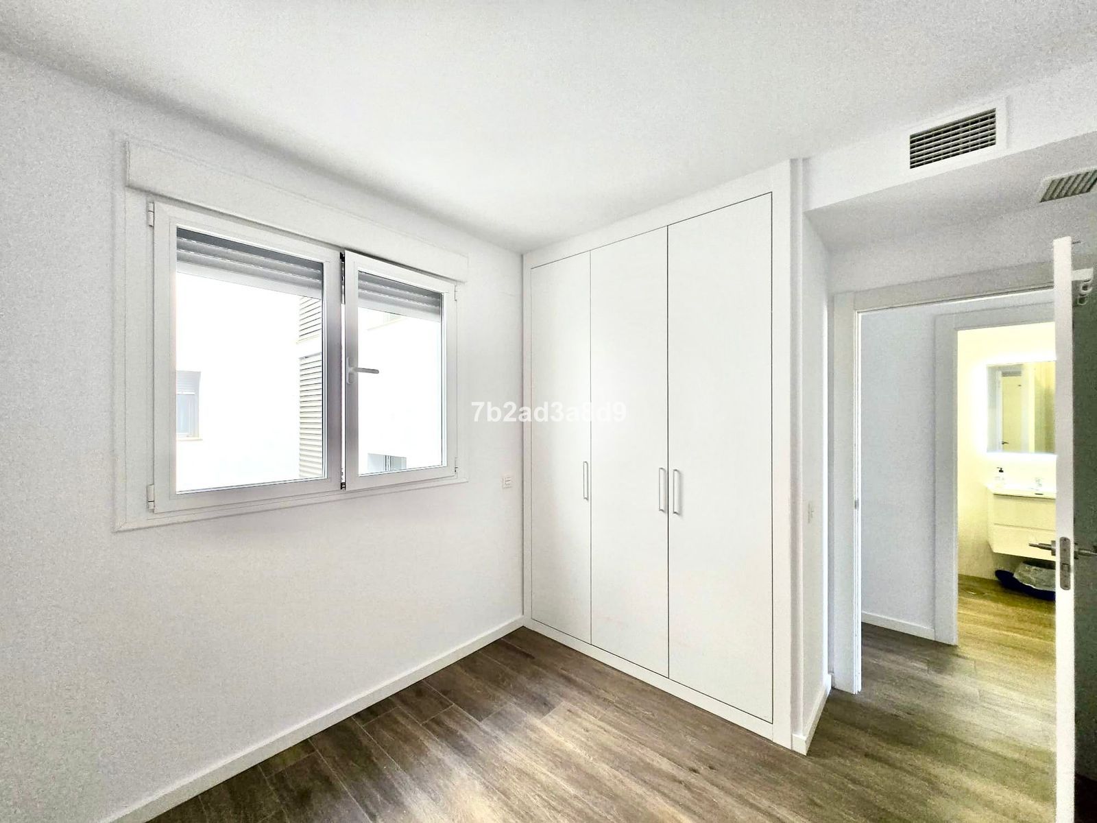 82a6a97acf0fed1e22e247f8b69f1d9d - 4