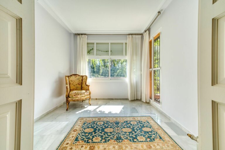 83ca1f9a38d097cc98cc2f82b7abab48 - 13