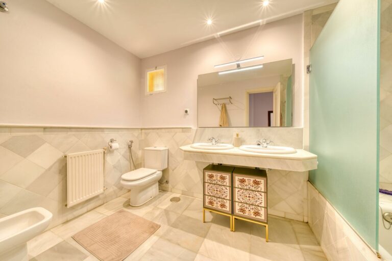 83ca1f9a38d097cc98cc2f82b7abab48 - 16