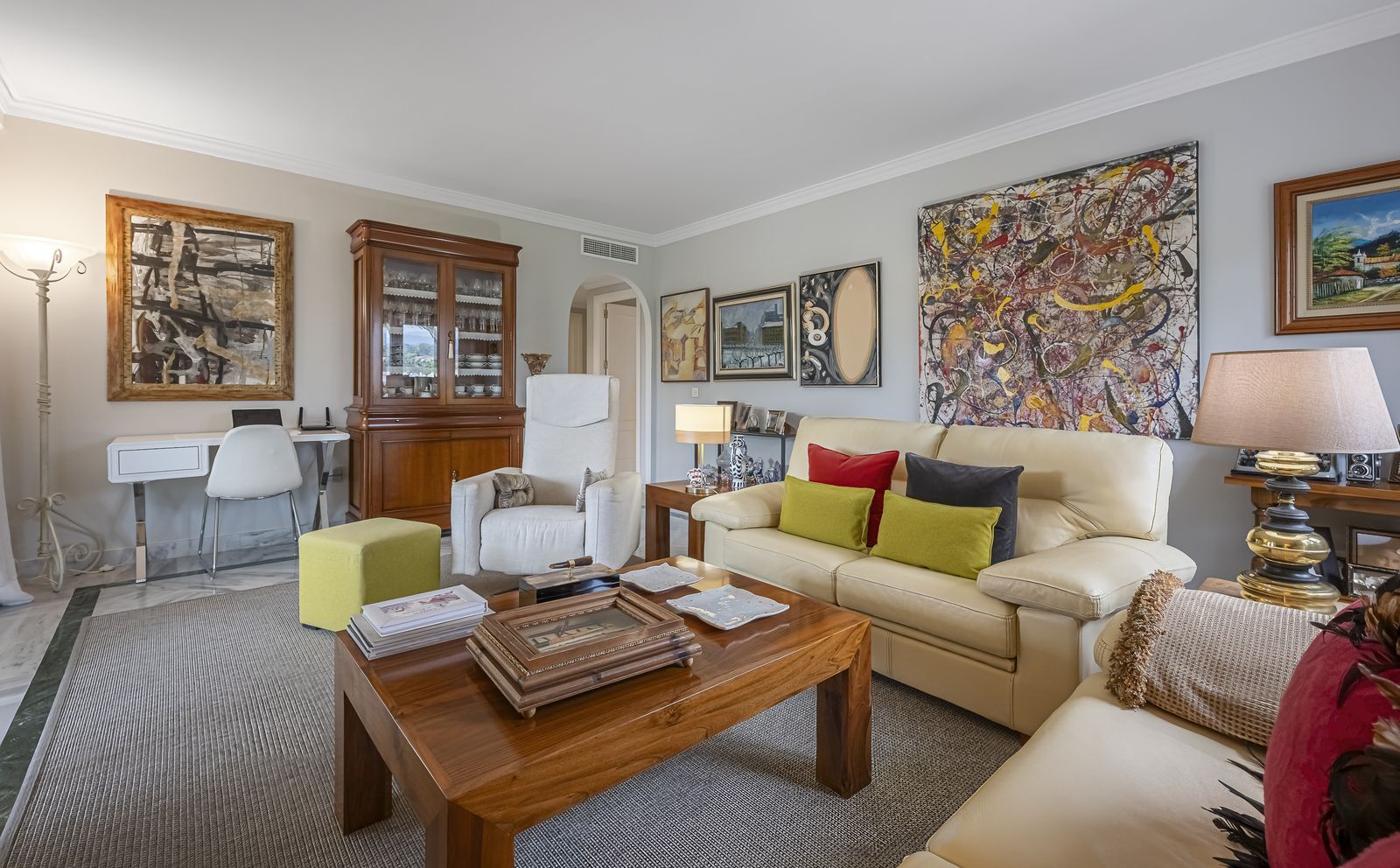 84b578977c86e0bdf949d053da09b390 - 11