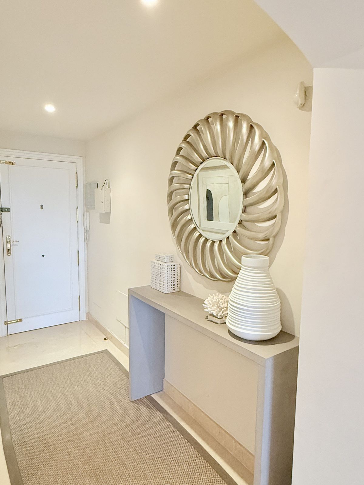 8554da7c065f5e99cb4786013b65abb4 - 12