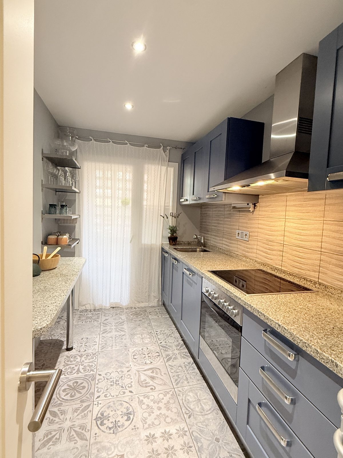 8554da7c065f5e99cb4786013b65abb4 - 13