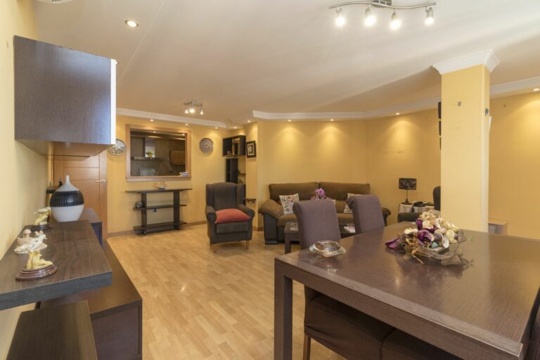 868dd0b3f899e8f95628fcf4f836d7e9 - 1