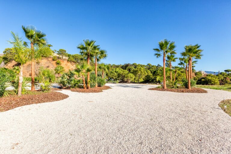 8800390bb23e84b9ec05f1c7ce3c3600 - 14