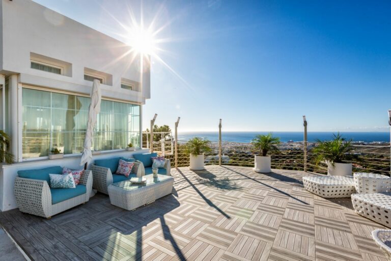 8800390bb23e84b9ec05f1c7ce3c3600 - 15