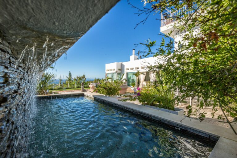 8800390bb23e84b9ec05f1c7ce3c3600 - 3