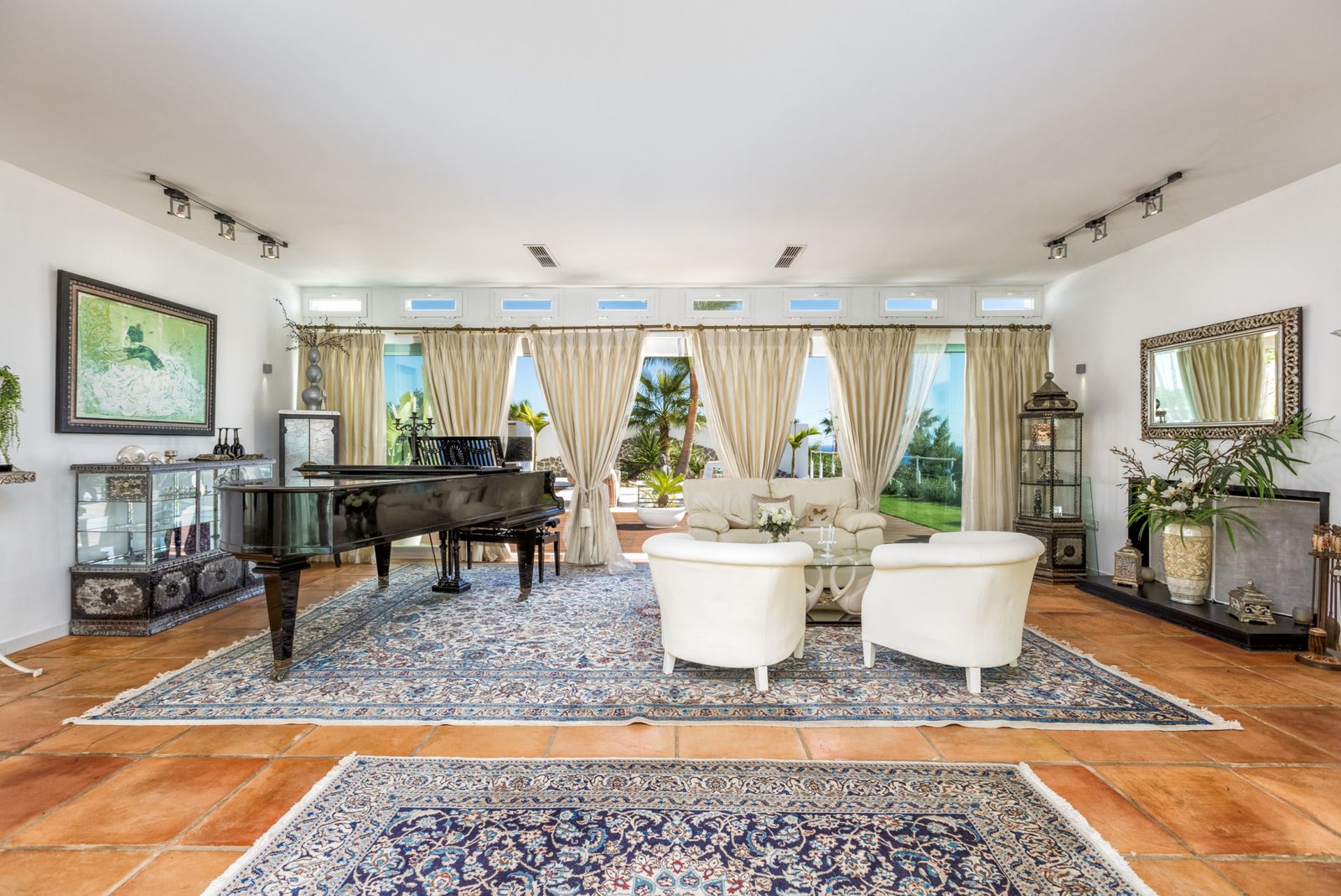 8800390bb23e84b9ec05f1c7ce3c3600 - 4