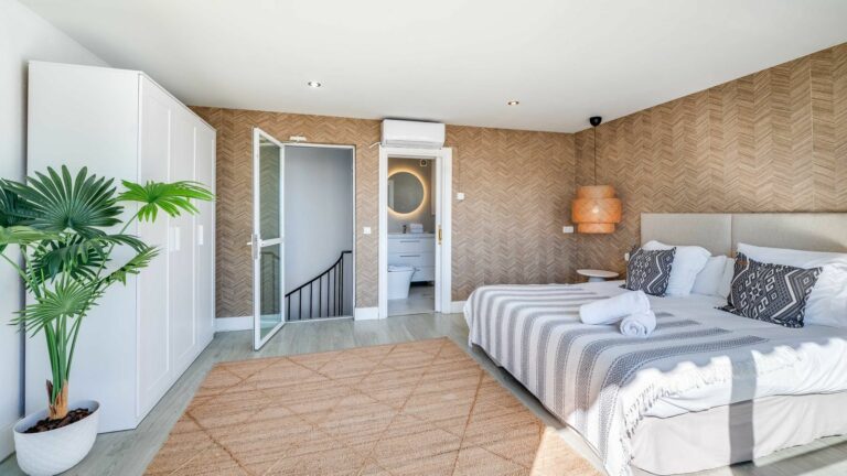 895021c8412313ca57628130adb1b63a - 5