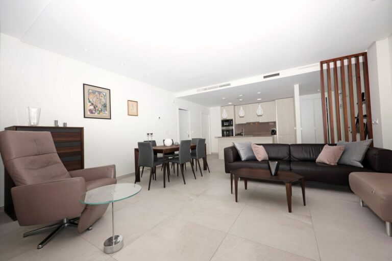 89905b164b1b95890c73da5b80052159 - 4