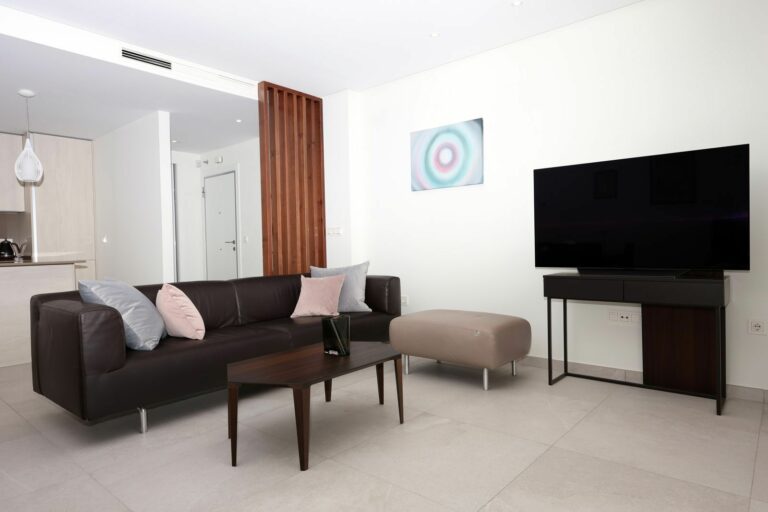 89905b164b1b95890c73da5b80052159 - 8