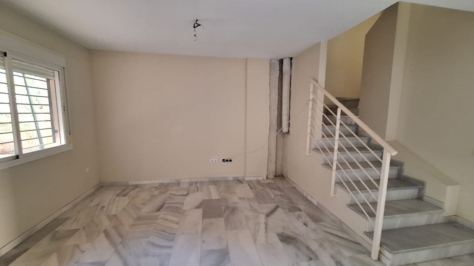 8c067b3286a49279c96a47816e73f033 - 11