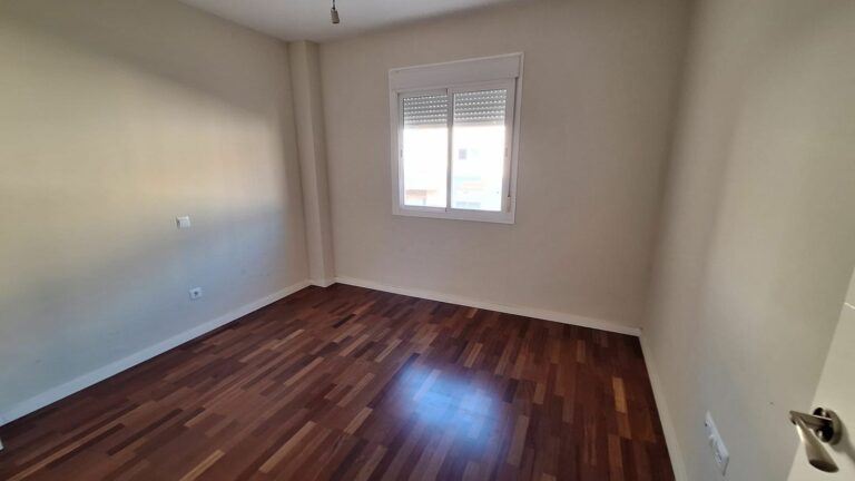 8c067b3286a49279c96a47816e73f033 - 12