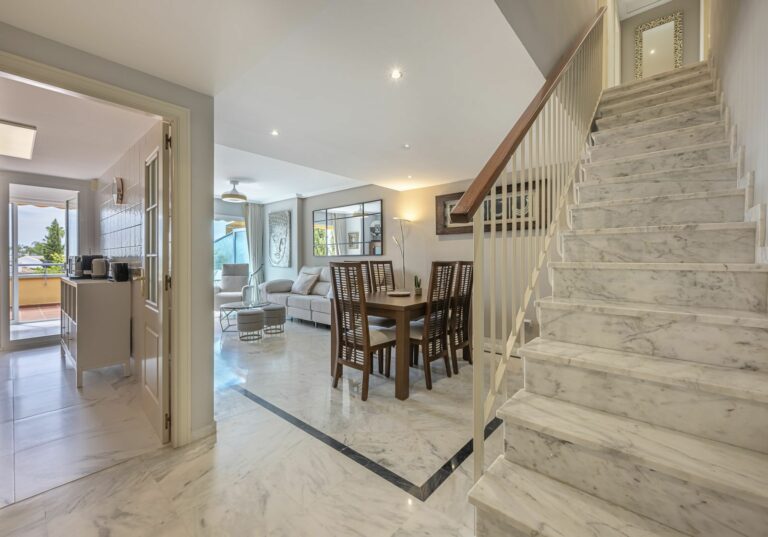 8d380c2746d9c09d78cb2dff97fb8adb - 12