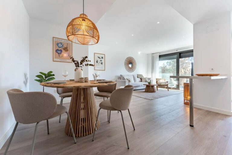 8f02437328ce11ba3d0d7f88e52e6de5 - 1