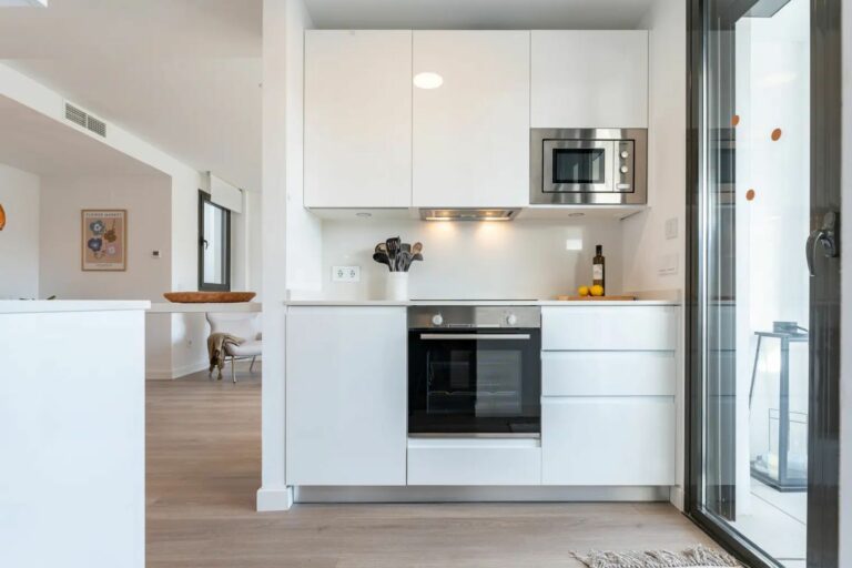 8f02437328ce11ba3d0d7f88e52e6de5 - 9