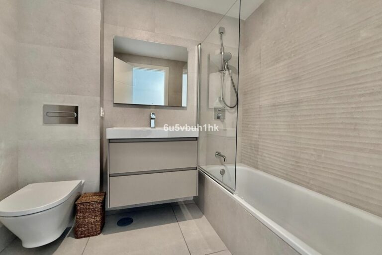 8fe79ba77e20415de2e33b967e358590 - 16