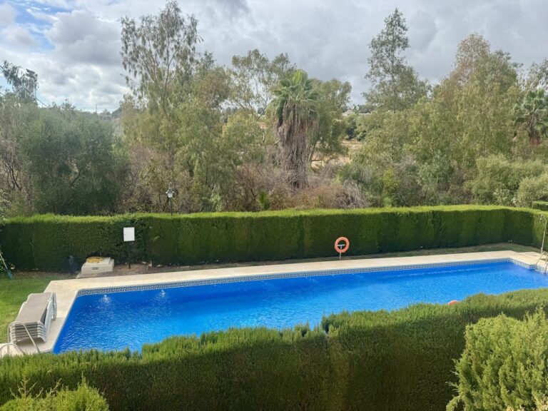 959b36ff34401b868f77ed3d13d1fd43 - 1