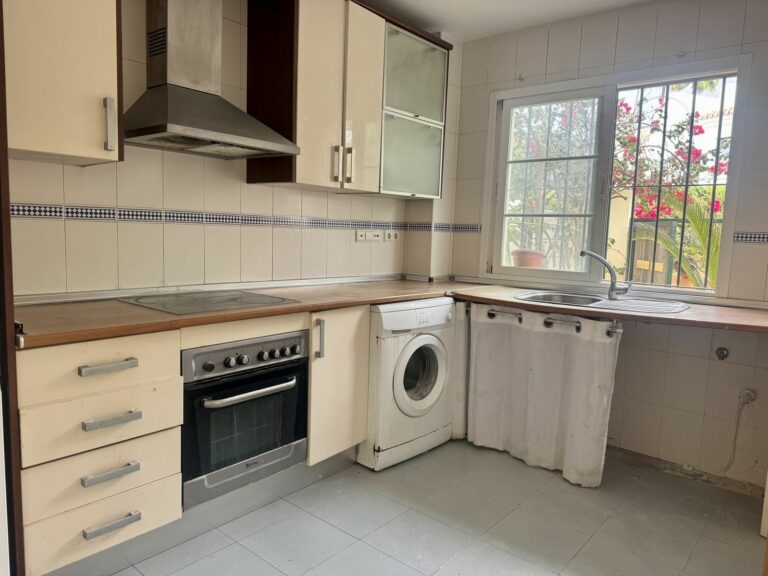 959b36ff34401b868f77ed3d13d1fd43 - 9