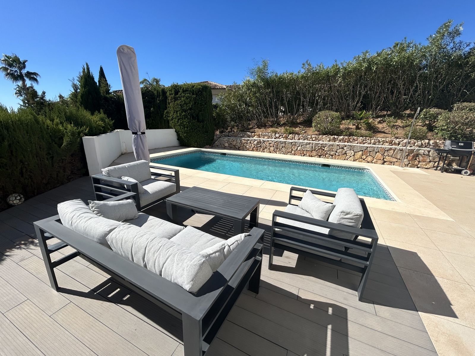 95ed9abca0fbceb43cd96c3d3d6ce476 - 12