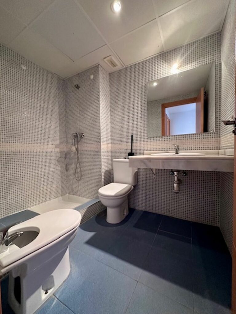 9711690fc040d4a709356e87f4bb1402 - 12