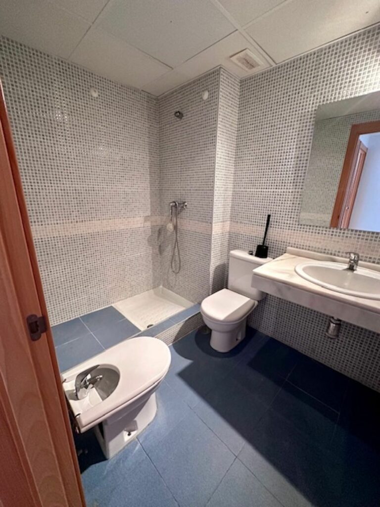 9711690fc040d4a709356e87f4bb1402 - 13