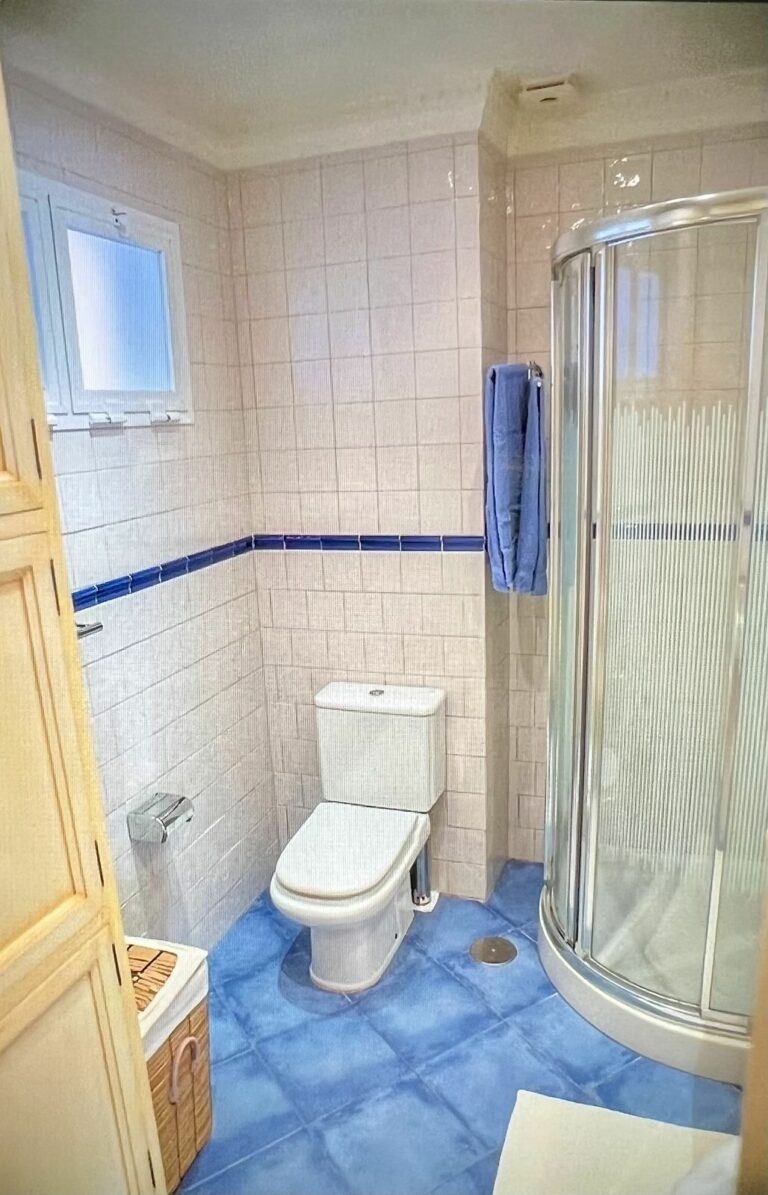 9753d55cff977a3af3278a73c02c3501 - 10