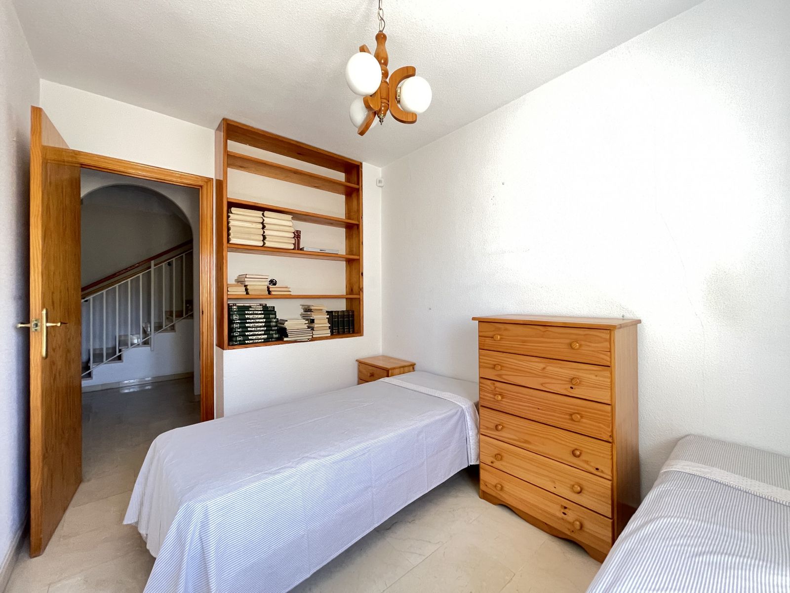 99fc01324461de5ba77a7c416fc2b036 - 16