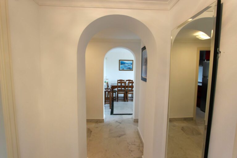 9dc54b37b18b8421fc5693869954845b - 15