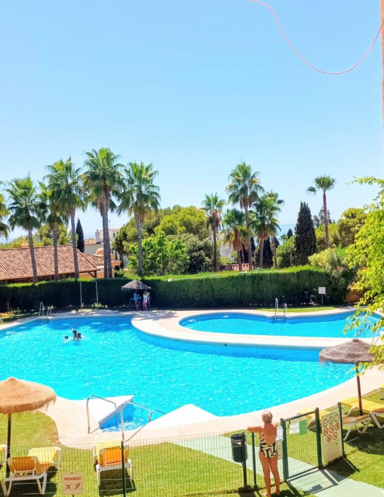 a1fdbccbbcbcb99d163add8205ea5718 - 10