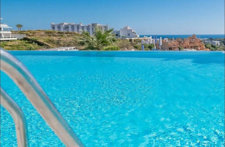 a20bd3027edbfba5584536eefeef1c07 - 3