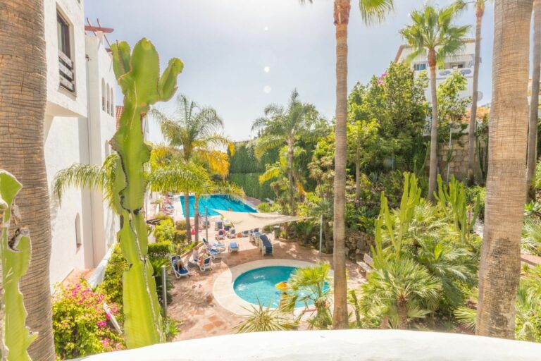 a7269fc89a608d5ebbf297190812ce07 - 10