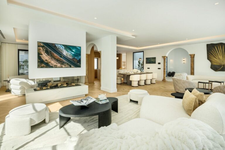 a767ad24d5457c6af573b8695ef2cbd8 - 12