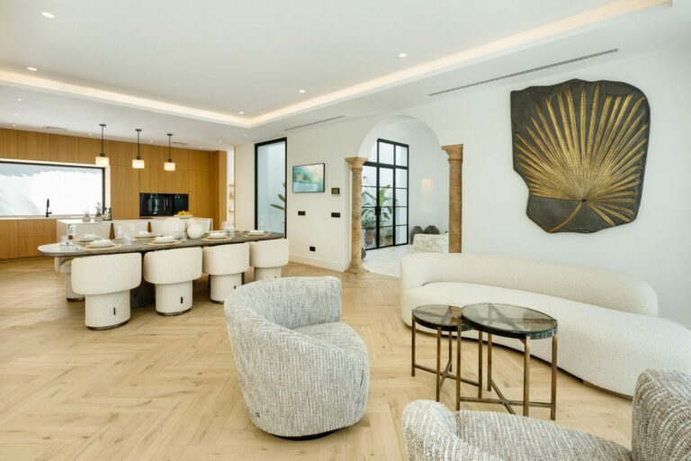 a767ad24d5457c6af573b8695ef2cbd8 - 13