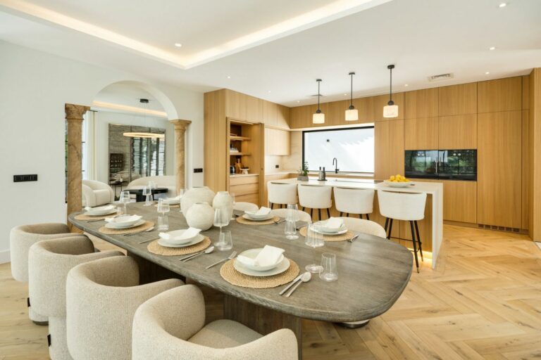 a767ad24d5457c6af573b8695ef2cbd8 - 14