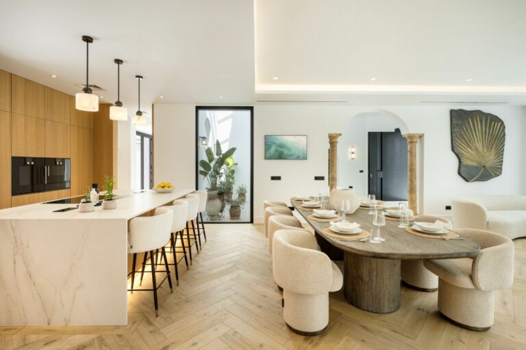 a767ad24d5457c6af573b8695ef2cbd8 - 15