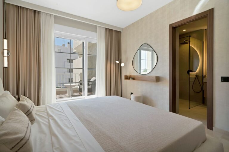 a8b914959cc32e9c77497874245e3cc8 - 11