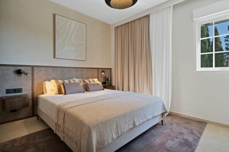 a8b914959cc32e9c77497874245e3cc8 - 14