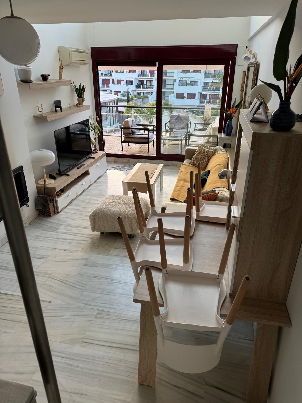 aa3f4922193795290c4d93a53d65e5e7 - 5