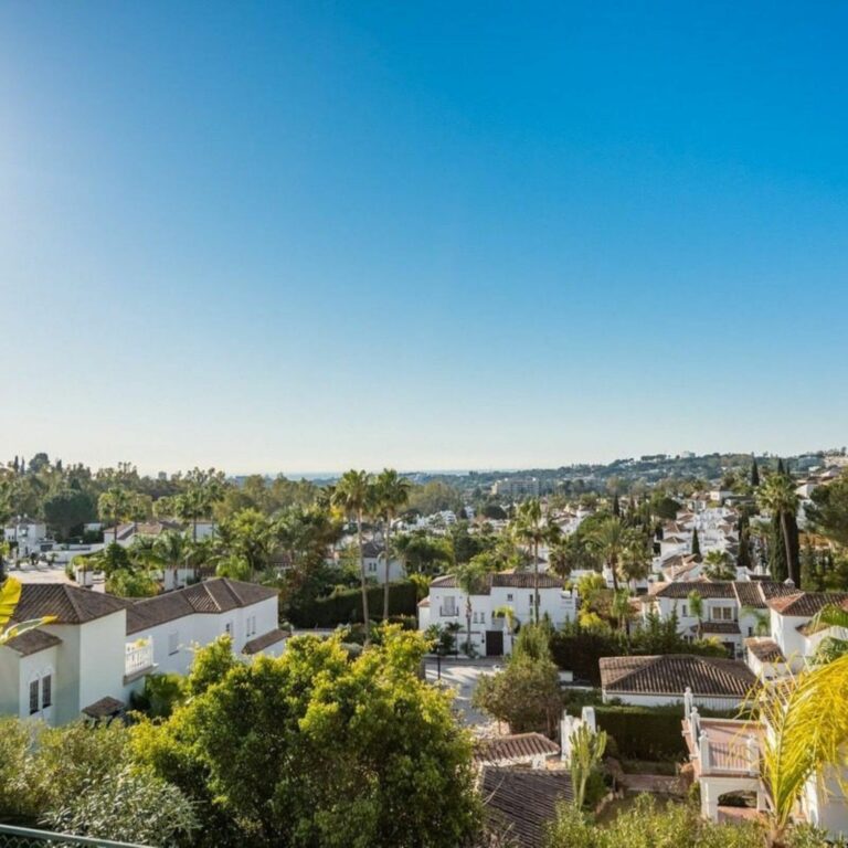 adfbefc3f18a95a3ac10ee2d621a542c - 2