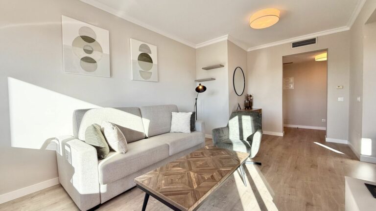 ae4b2ef6778e5d792a73d47b69864a40 - 3