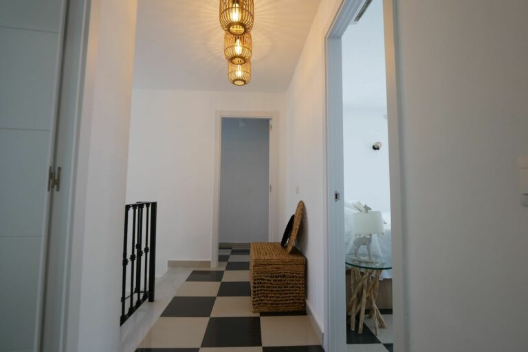 afa81cc2bed43d39068542166ee1ed65 - 15