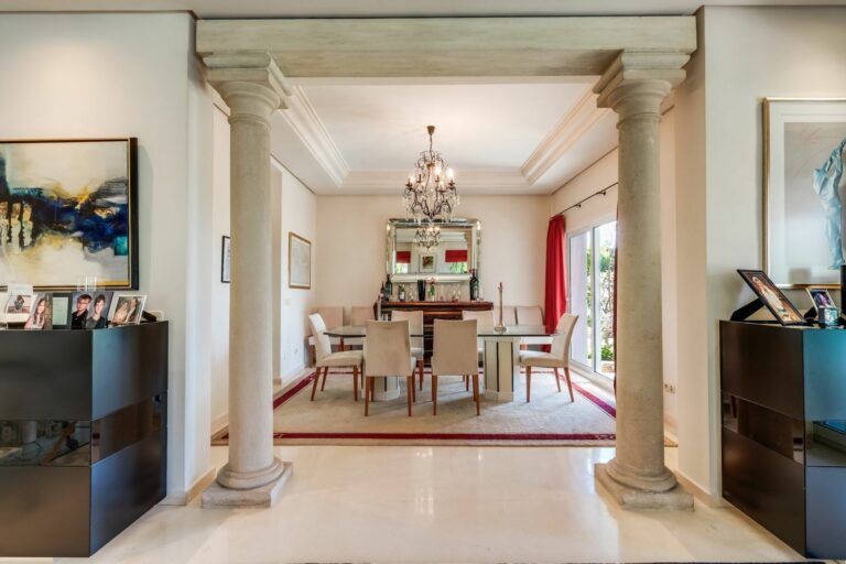 b1d0fcf1a5434b67085d908d4c894ef7 - 10