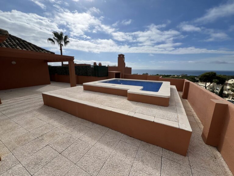 b1e69a870af466a30bdb5dbe9adb6055 - 3