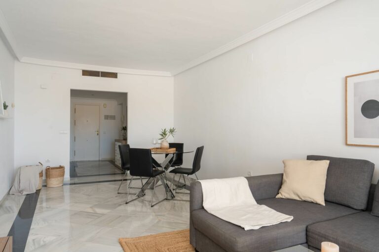 b26bcdceadd1e59da680bf966142db4a - 11