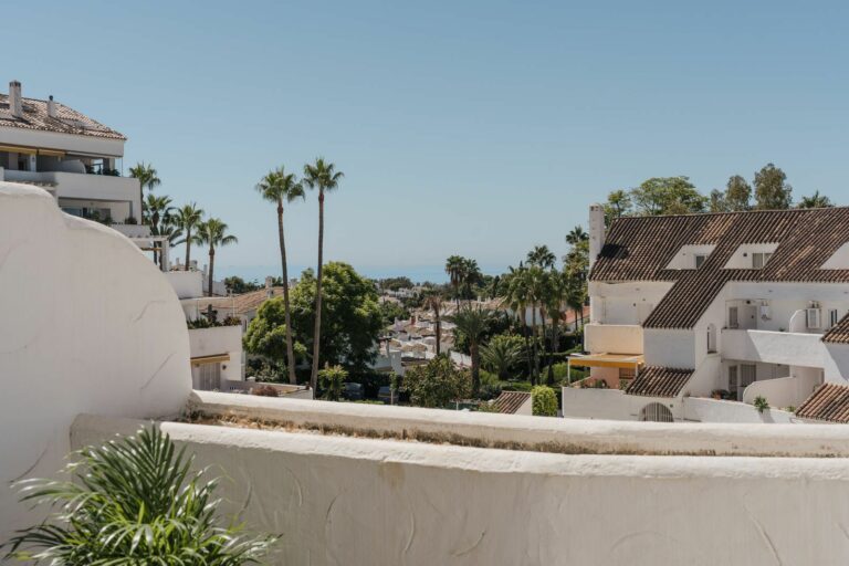 b26bcdceadd1e59da680bf966142db4a - 9