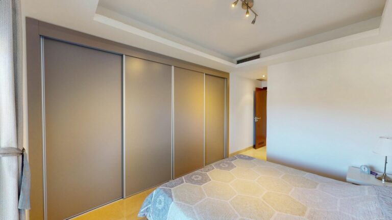 b2b3f285e4d5ae8589857780822d8176 - 12