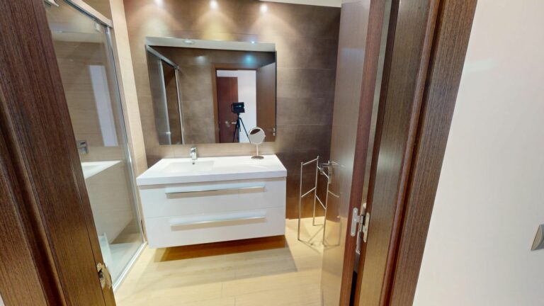 b2b3f285e4d5ae8589857780822d8176 - 14