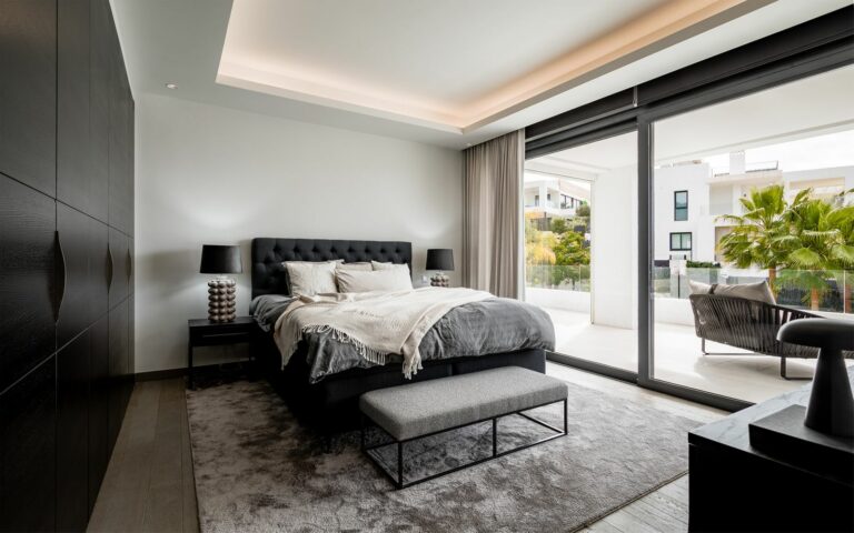 b56efa239ba2127eff5592632f679910 - 11