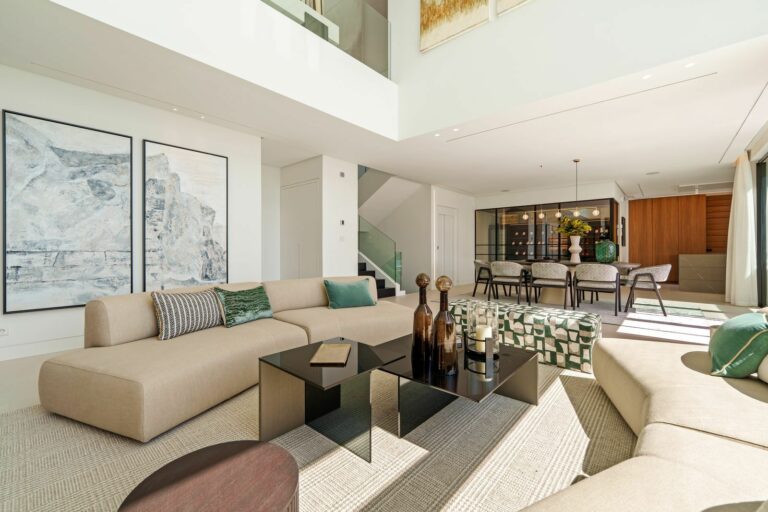 bac5aeca2c7a1bc5af0b993691c51b3c - 3