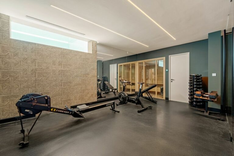 bac5aeca2c7a1bc5af0b993691c51b3c - 7